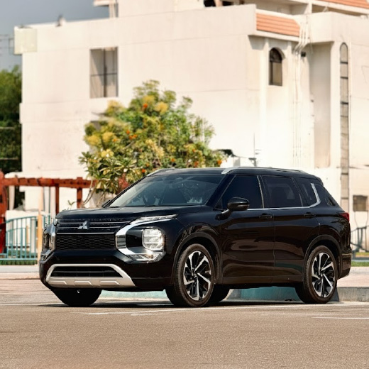 Mitsubishi  Outlander