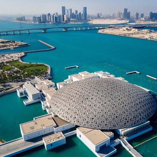Top 10 Iconic Places to Visit in Abu Dhabi (Complete Travel Guide)
